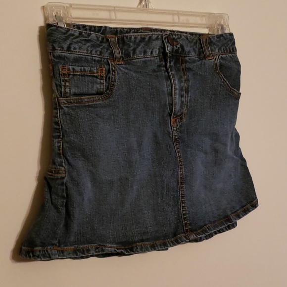 Skort - Picture 1 of 3